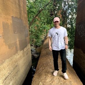 Meet your Posher, Thomas